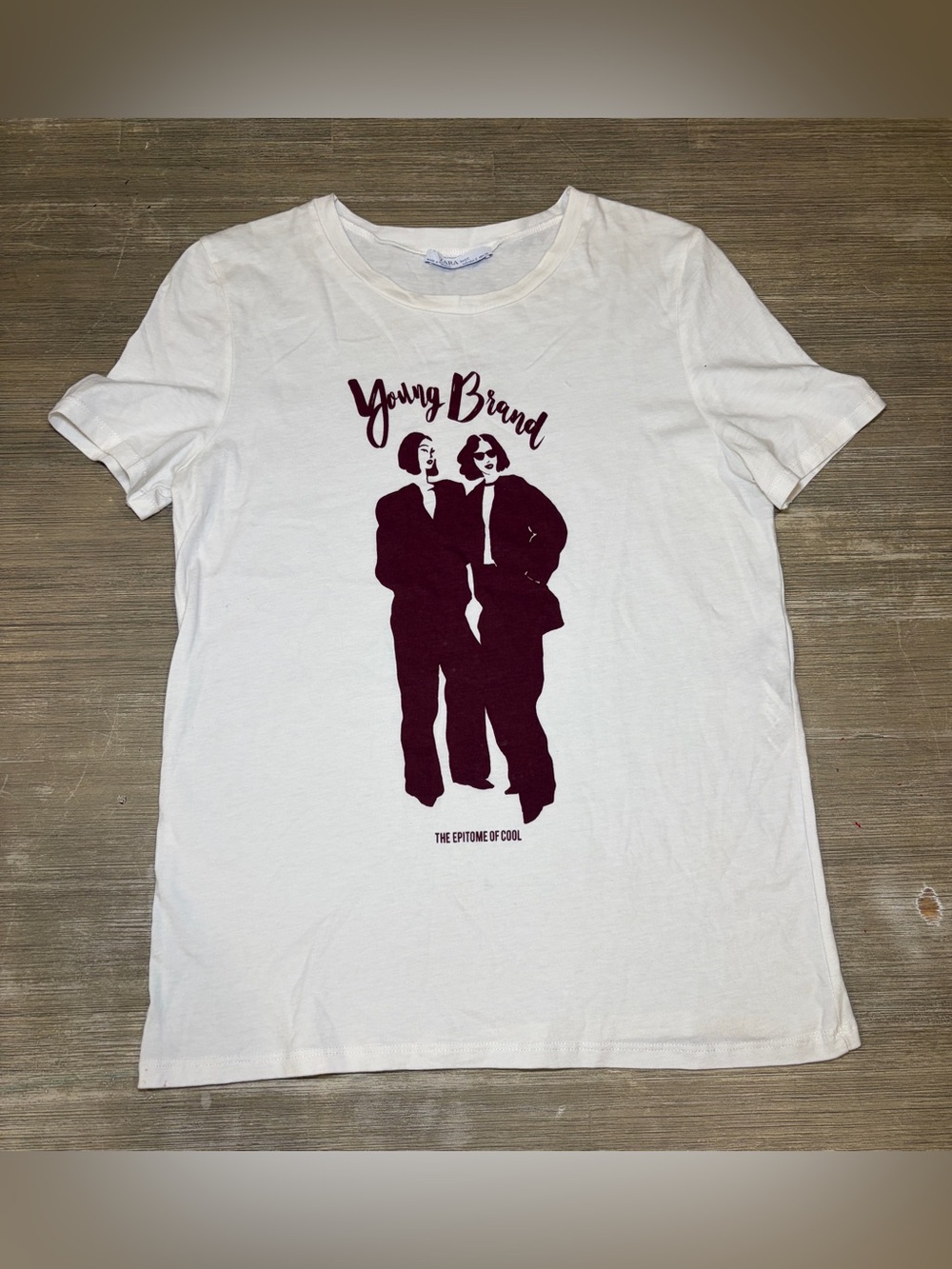 Zara white graphic T-shirt - Young Brand / The Epitome of Cool" 100% cotton